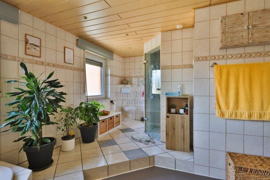 Dusche und WC Doppelhaush�lfte Duisburg / M�hlenberg