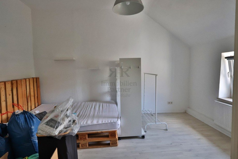 Schlafzimmer Dachgeschosswohnung Duisburg