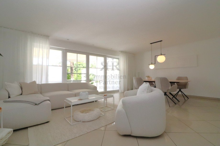 Wohnzimmer Reihenendhaus Dinslaken / Hiesfeld
