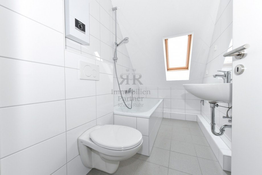 Badezimmer Dachgeschosswohnung Oberhausen