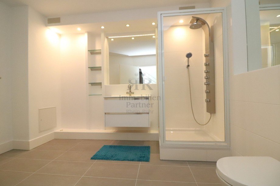 Souterrain_Badezimmer Reihenendhaus Dinslaken