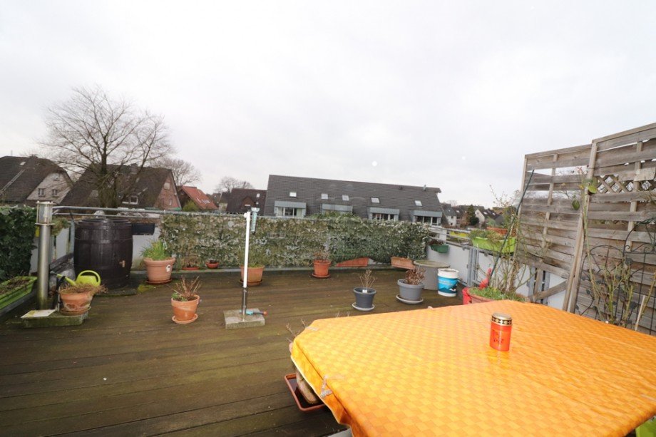 Dachterrasse 1. OG Mehrfamilienhaus Dinslaken / Averbruch