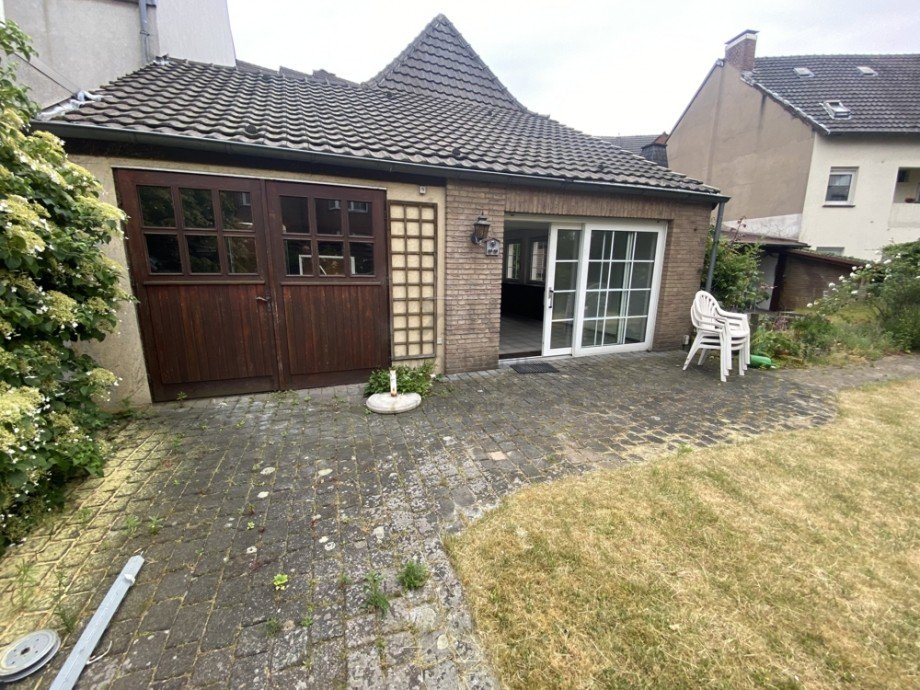 Terrasse_Garten_Garage Einfamilienhaus Dinslaken