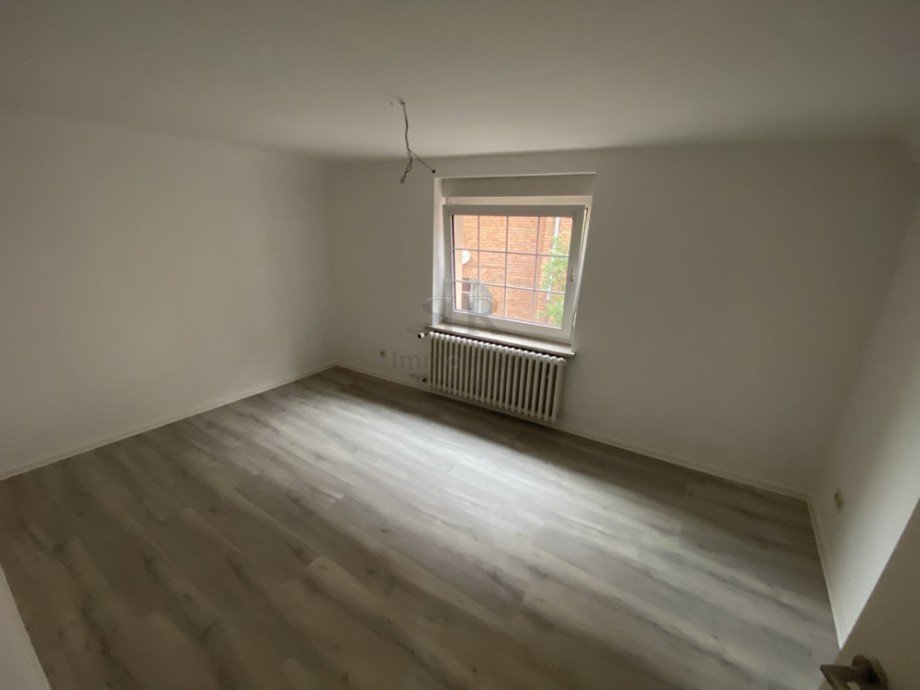 Haus vermietet - OG Raum 4 Einfamilienhaus Dinslaken