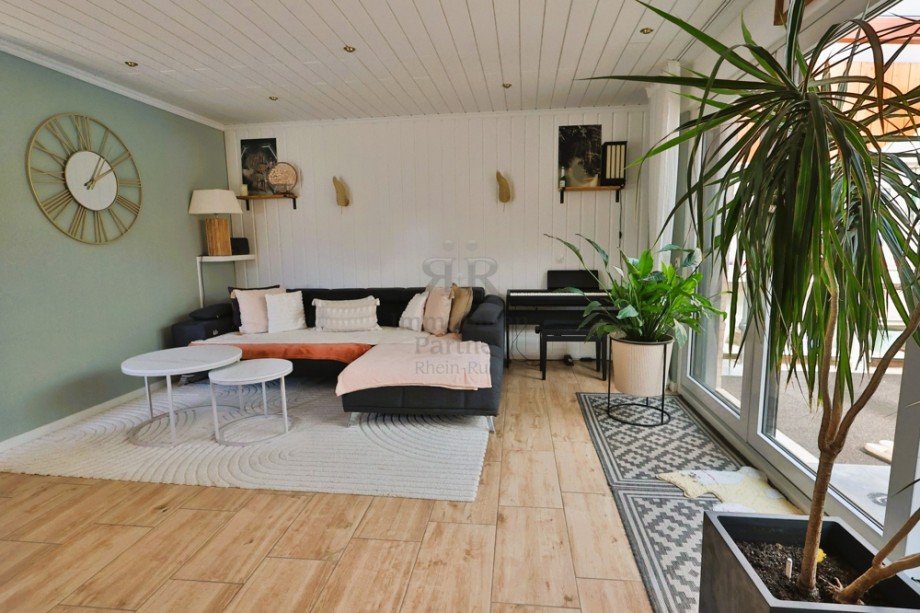 Wohnzimmer Doppelhaush�lfte Duisburg / M�hlenberg
