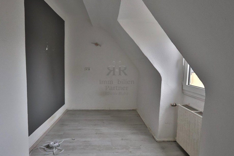 Kinderzimmer o. B�ro Dachgeschosswohnung Krefeld / Uerdingen