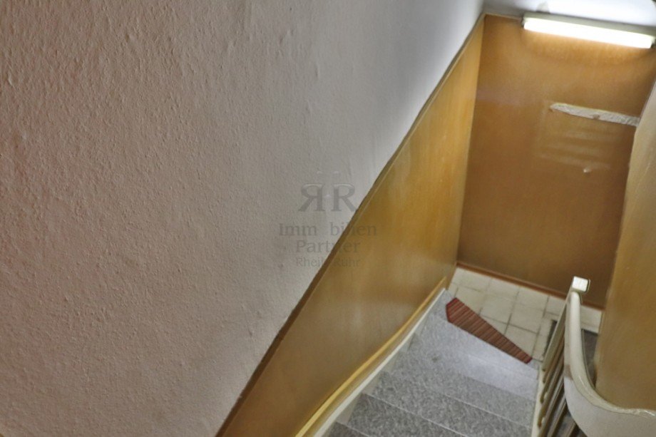 Kellerabgang1 Reihenmittelhaus Wesel